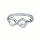 Anillo Con Diseño De Infinito Y Corazon Pequeño